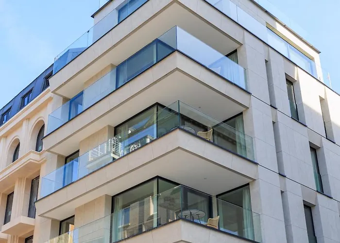 Savoye Plaza - Casselbergh Residences *