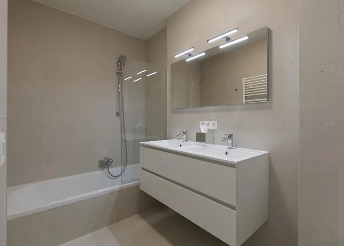 Apartment Savoye Plaza - Casselbergh Residences *